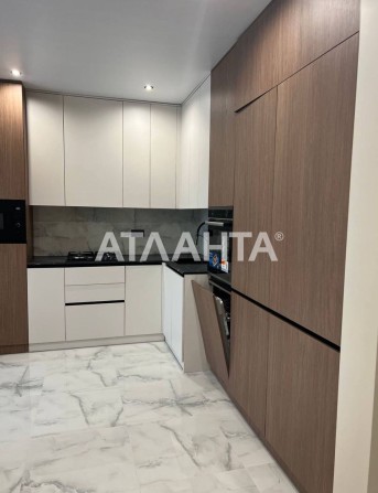Продаж  квартири у зданому  будинку  по вул. Навроцького - фото 1