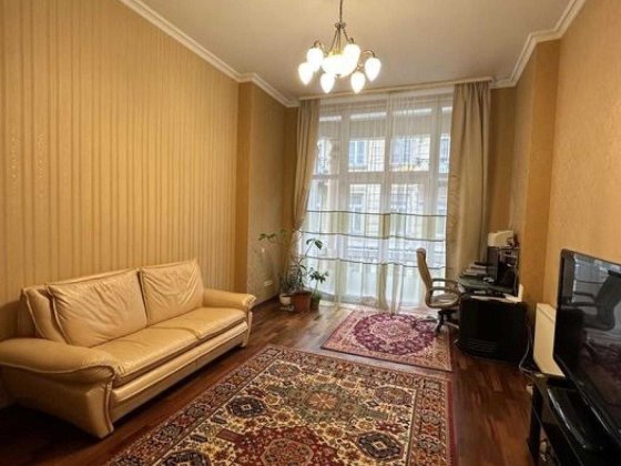Продаж 2 кімнатної квартири, вулиця Кониського ( Зелена) Львов