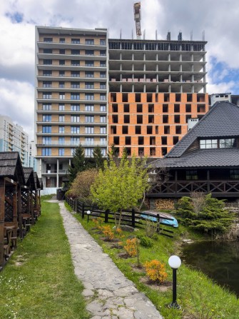 1-кімнатна квартира з лоджією в ЖК Lake View — вул. Володимира Великого, 2А — без комісії - фото 1