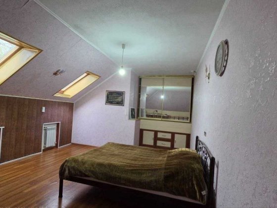 Продається 3-рівнева квартира у центрі з гаражем Николаев