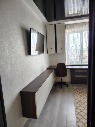 Продам квартиру 88кв м с техникой и мебелью - фото 1
