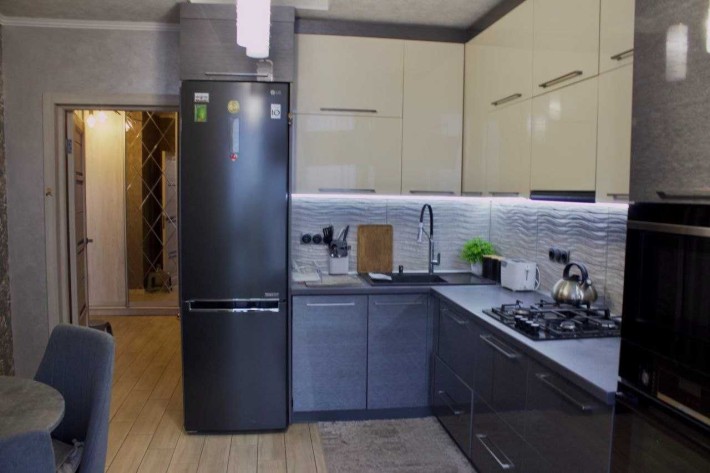 Продаж 3 кім квартири ,вулиця Хмельницького Б - фото 1