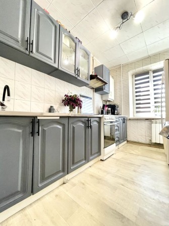 Продається простора 3 кімнатна квартира в районі 5/5 з АГВ - фото 1