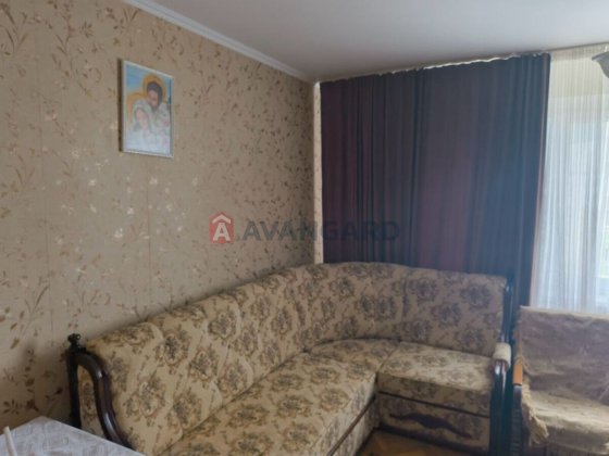 Пропонується до продажу простора 3-кімнатна квартира з ремонтом по вул. Чукаріна (Сихівський район). Львов