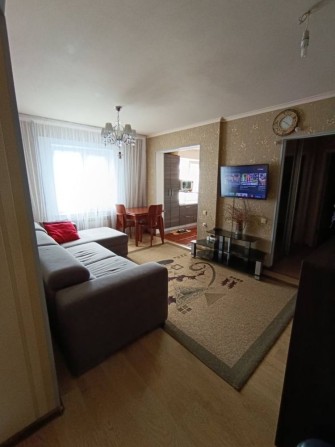 Продам 3-кімнатну квартиру в Олександрівському районі. - фото 1