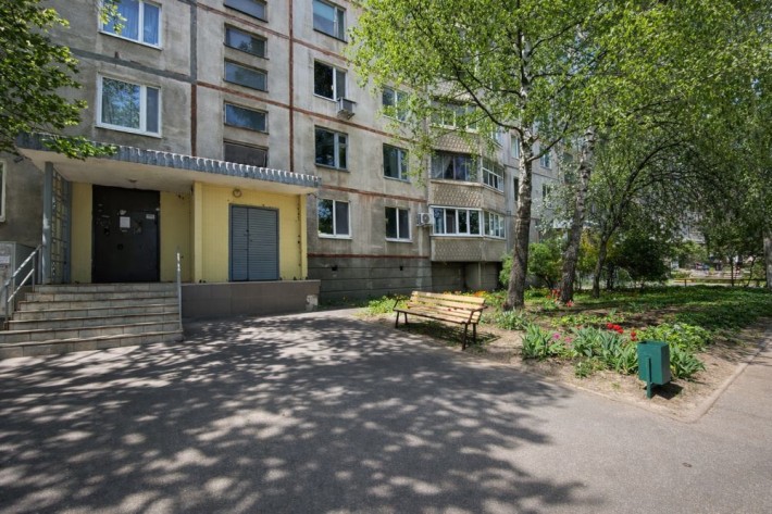 Продам свю -  1 к. Квартиру на пр. Премоги ( Олексіївка ) - фото 1