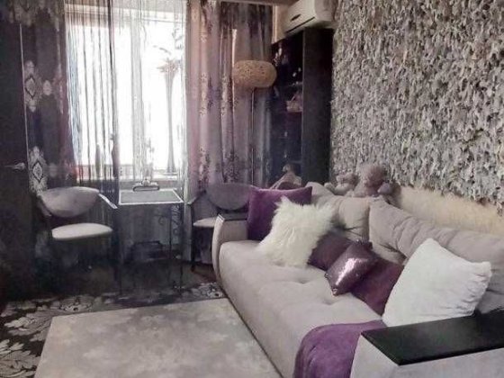 Продам 2 к. кв. возле метро Холодная Гора Харків