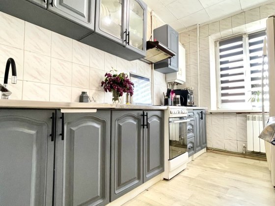 Продаж 3 кім, район "5/5"  по вулиці Кропивницького Кропивницький