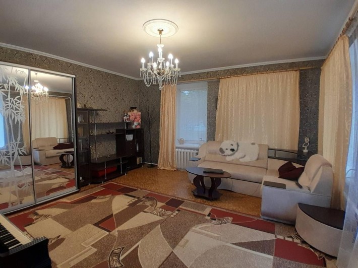 Продається квартира на землі в старому центрі - фото 1