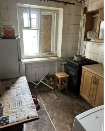 L Продам 3 х комнатную  квартиру Ново-баварский район - фото 1