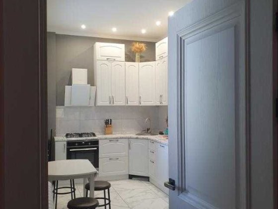 Продам 3к квартиру 87м2, СТАЛИНКА, м. Захисників України (89059) Харків