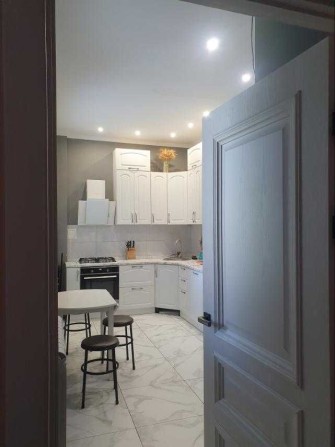 Продам 3к квартиру 87м2, СТАЛИНКА, м. Захисників України (89059) - фото 1