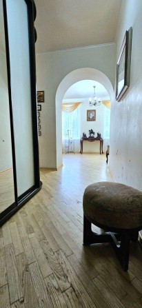 Без комісії! Продаж 3к.кв - " сталінки" по вул. Б.Хмельницького - фото 1