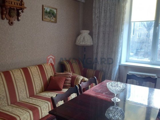 Продам двокімнатну, повнометражну квартиру вул. Сталеварів. Запоріжжя