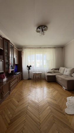 Продаж 2 кім квартири (51 м2) житловий стан  (цегляний,чешка, є підвал ) вул.Керамічна - фото 1