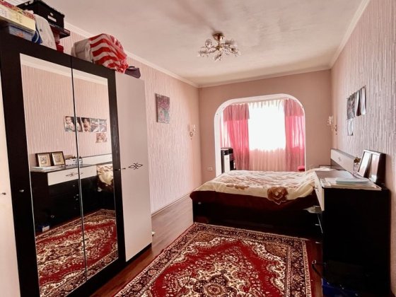 Продаж 3к квартири. Бородинський мікр-н. Запорожье