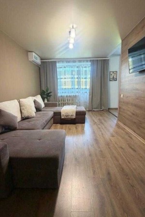 Продам 3 комнатную квартиру в р-не ЮЖД - фото 1