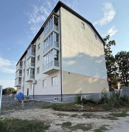 Простора 1-кімнатна квартира в новобудові, Агрономічне - фото 1