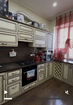 Продается 4 кк сталинка в самом Центре! 2 яруса! - фото 1