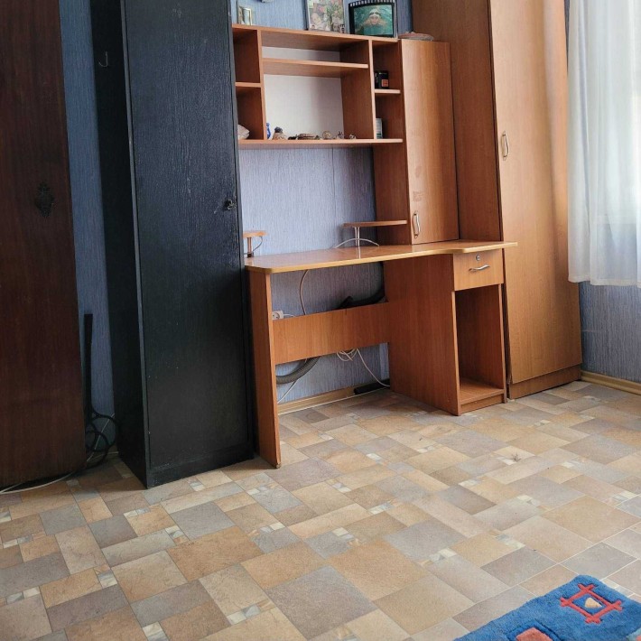 Продам на Алексеевке возле м.Победа 2к. квартиру, 45м, жилое, 8/12 - фото 1