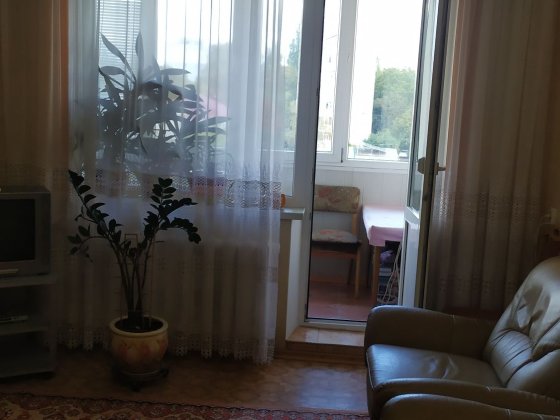 Продаю 3к/кв пл.Победы 4/9 ремонт, мебель 41500$