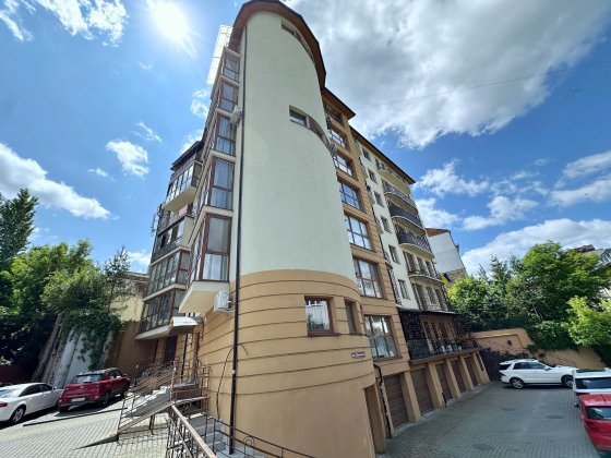 Продаж 6-кімнатної дворівневої квартири вул. Коциловського 13 Львов