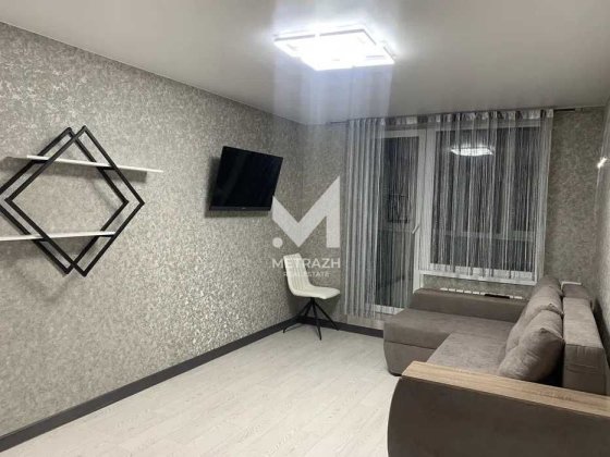 Продам 1к квартиру 5/9 с евроремонтом метро Спортивная проспект Аэрокосмический (91220) Харьков
