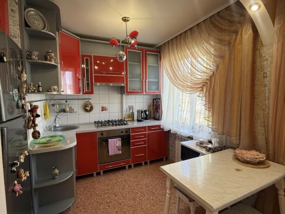 Продаж 3к.кв , 4/5 поверх . Район Дендропарку , вул. Біляєва Кропивницький