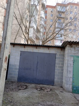 Оренда гаража вул.Гетьманська 1 - фото 1