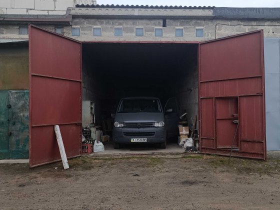 Гараж великий здам в оренду. 10,5м*4м. Гаражний кооператив "Автомобіліст" Бровары
