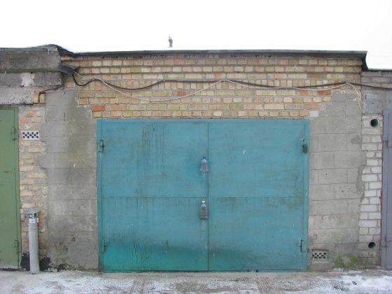продаю капітальний гараж в кооперативі "Металург" Бровары