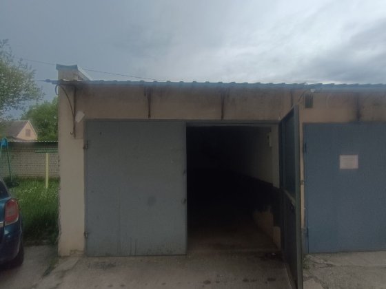 Продається Гараж Проспект , навпроти Юності Кам'янець-Подільський