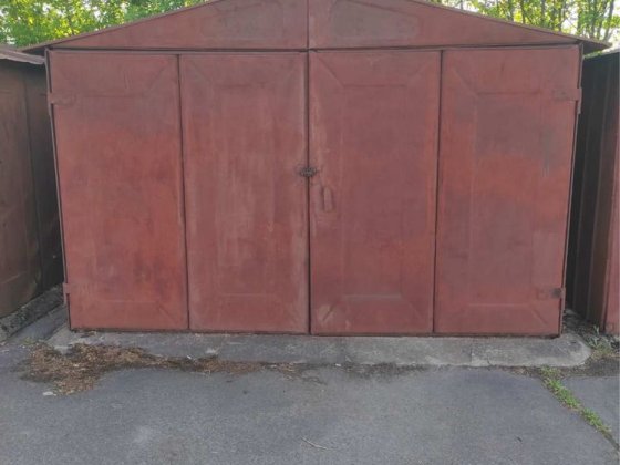 Продам металевий гараж на автостоянці біля 4 шахти Нововолинськ Нововолынск
