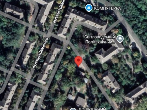 Продам великий гараж біля технікуму Светловодск