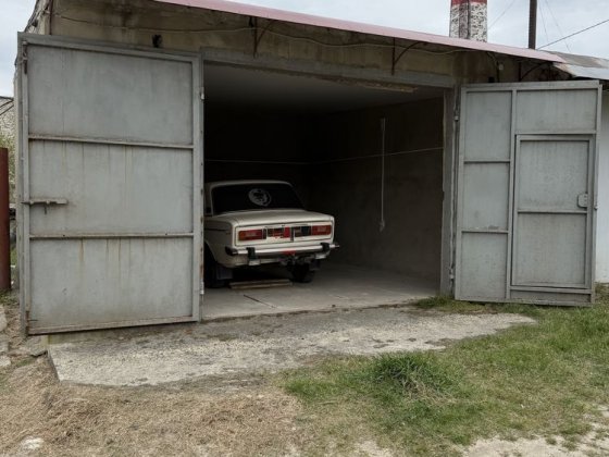 Продам гараж з оглядовою ямою Славута