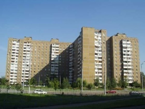 Продаж 3-к квартири вул. Чорнобильська 24/26 Київ