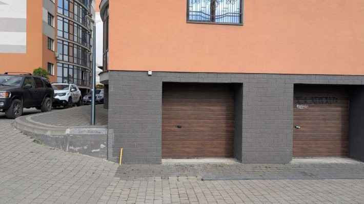 Гараж у ЖК Містечко Соборне 20 м²(м.кв) - фото 1