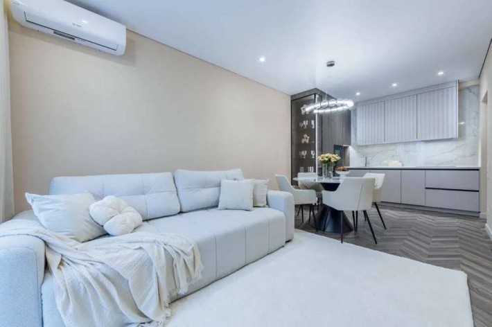 Продаж 2-к квартири вул.  Михайла Максимовича 24г - фото 1