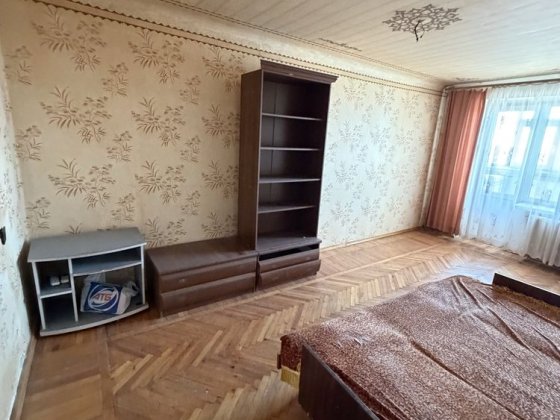3к.комнаты 68,6 м2 Комунальный рынок Пр.Льва Ландау, 16 Харків
