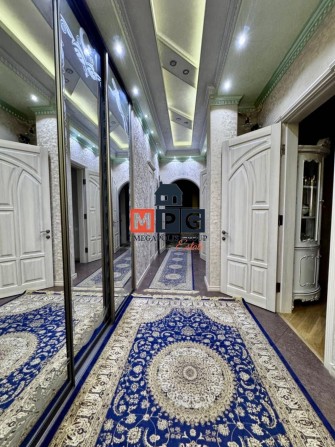 Продаж 3-кімнатної квартири в ЖК «Будинок на Набережній», Банний - фото 1