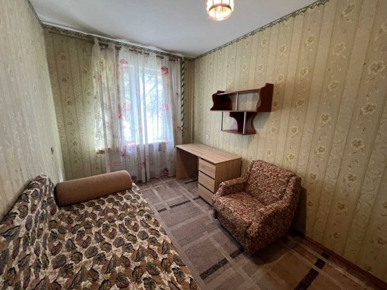 Продається 2-кімнатна квартира, 3/9, 46м2, 6-Слобідська. Николаев
