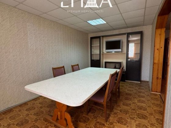 ЦЯ КВАРТИРА ВАРТА ВАШОЇ УВАГИ. 4- кімнатна квартира по вул. Жадова Кропивницький