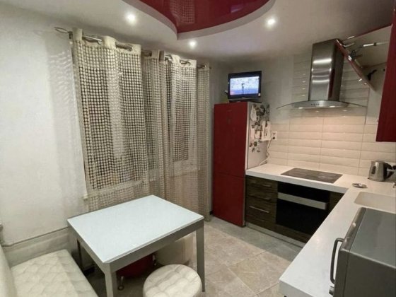 3х к кв в 10-ти минутах от входа метро Ботанический сад. Старт 60000$ Харків