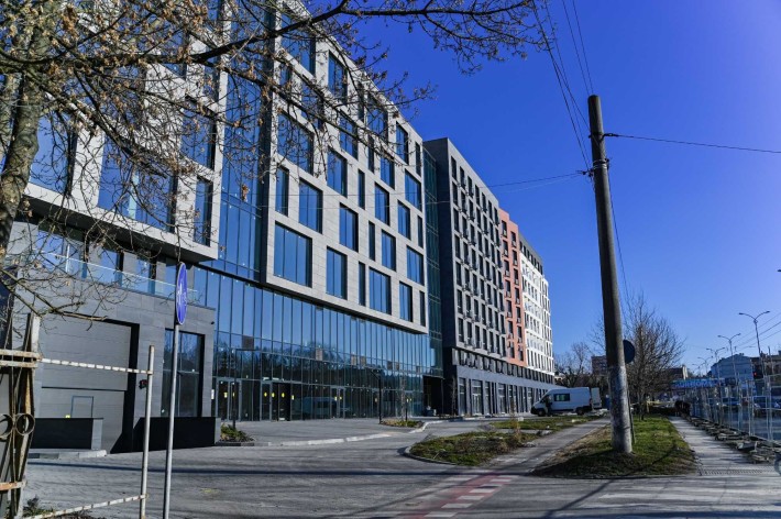 Апартаменти в центрі продаж 68 м2 - фото 1