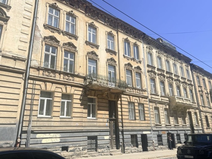 Продаж 3 кімнати, вул. Нечуя-Левицького( ближній центр) - фото 1
