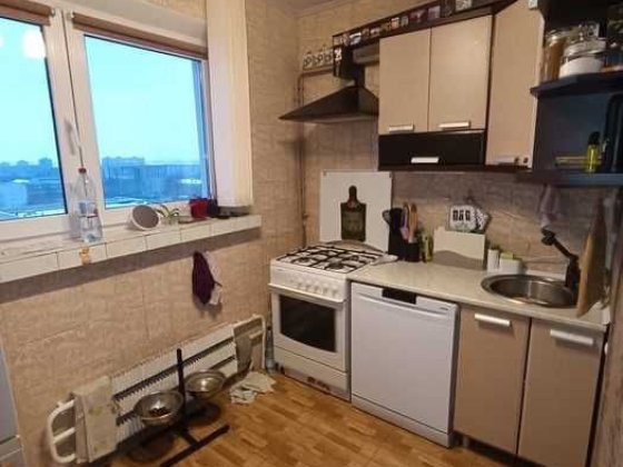 E S3 Продам 3к квартиру просп.Тракторостроителей,100 Харків