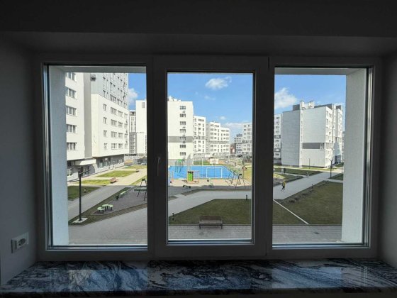 Квартира зі свіжим якісним ремонтом у ЖК Америка з великою коміркою у Подарунок, біля парку "Горіхов Львов