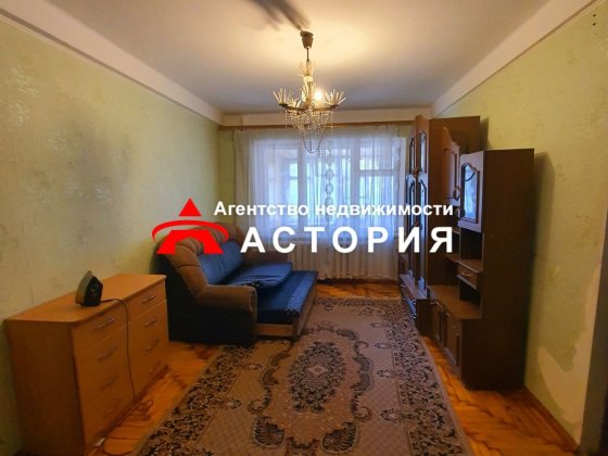 2-кімнатна квартира, вул. Полякова, великий балкон Запоріжжя