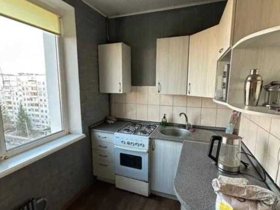 Продам 1 кв на Олексіївці біля метро Перемога. Харків