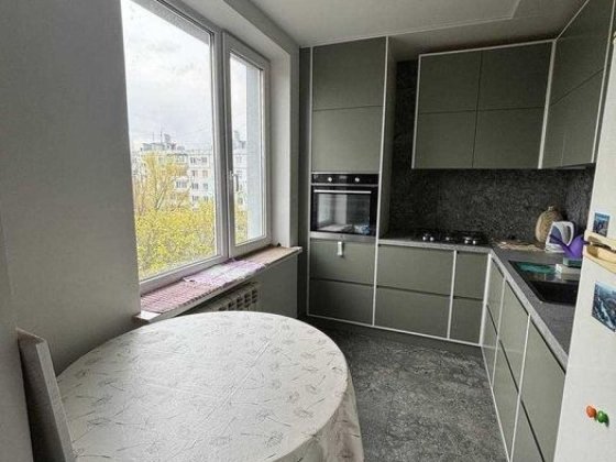 ЮЛ-3965 Продам 3к квартиру на Салтовке Салтовская 608 м/р Харків
